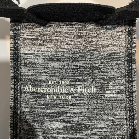 ABERCROMBIE & Fitch high neck workout tank top. Size small. Gray/black - Picture 4 of 7